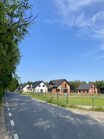 Dom Sprzedaż Sikorzyno Sportowa 2